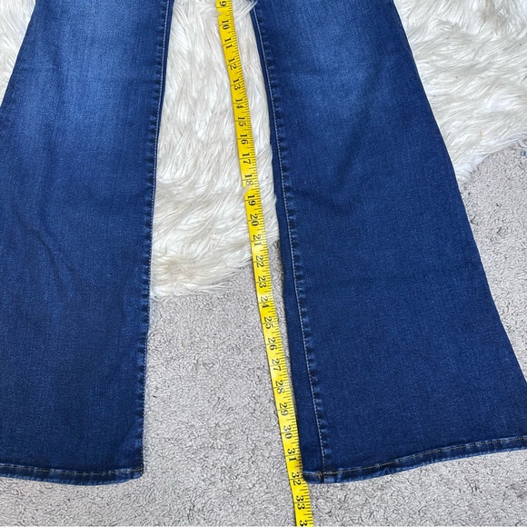 Nwt good american Classic Blue Flare Jeans - Picture 5 of 6